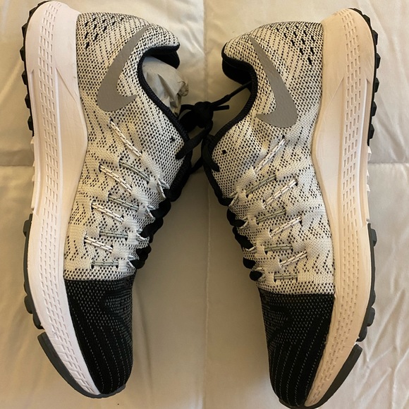 Nike ‘Air Zoom Elite 8’ Running Shoe - Picture 4 of 5